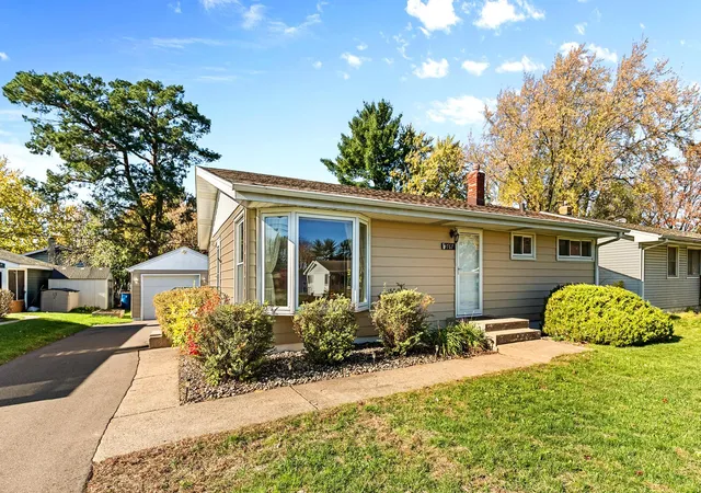 Photo 1 of Single family home for sale at 4767 Carolyn Ln, Saint Paul, MN 55110 | MLS# 7166529 | Listing updated on 2026-10-30