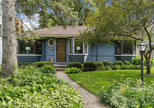 Single family home for sale at 2911 W 54th Street, Minneapolis, MN 55410 | MLS# 7166541