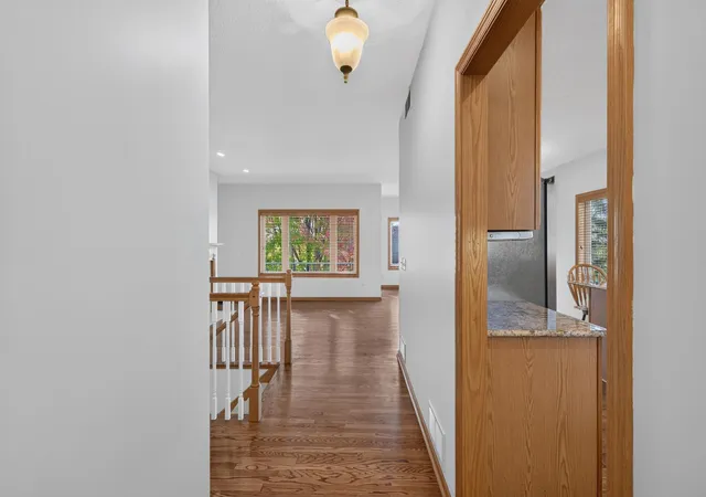 Photo 3 of Single family home for sale at 9318 191st Street W, Lakeville, MN 55044 | MLS# 7166567 | Listing updated on 2026-10-30