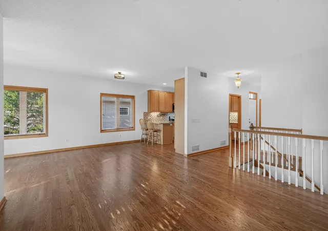 Photo 4 of Single family home for sale at 9318 191st Street W, Lakeville, MN 55044 | MLS# 7166567 | Listing updated on 2026-10-30