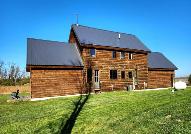 Photo 4 of Single family home for sale at 15840 Half St SE, Hillsboro, ND 58045 | MLS# 7166615 | Listing updated on 2026-10-30