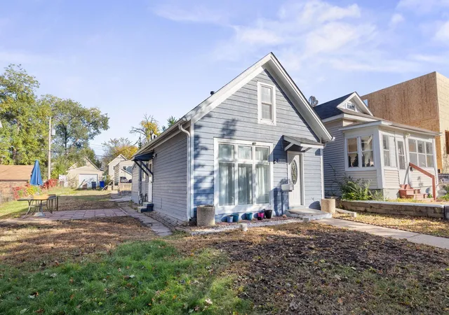 Photo 2 of Single family home for sale at 307 Charles Ave, Saint Paul, MN 55103 | MLS# 7166651 | Listing updated on 2026-10-30