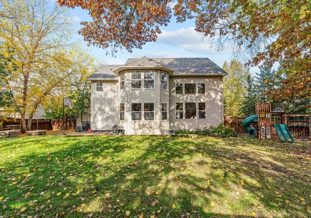 Photo 3 of Single family home for sale at 18615 Irvine Trl, Lakeville, MN 55044 | MLS# 7166689 | Listing updated on 2026-10-29