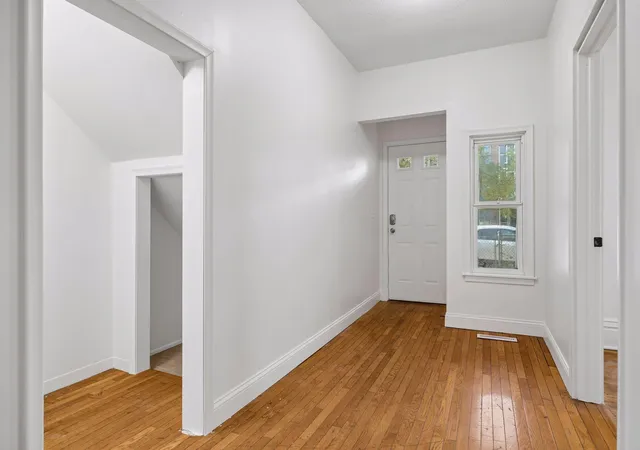 Photo 4 of House for sale at 2925 Harriet Ave, Minneapolis, MN 55408 | MLS# 7166728 | Listing updated on 2026-10-29