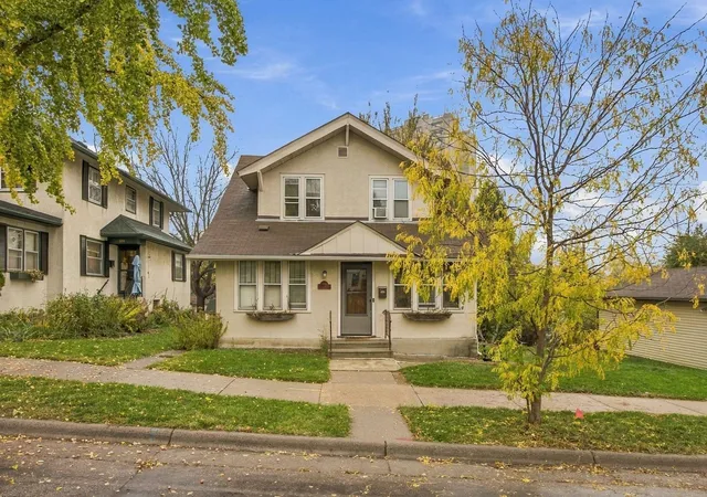 Photo 1 of Single family home for sale at 990 Jameson St, Saint Paul, MN 55103 | MLS# 7166740 | Listing updated on 2026-10-30