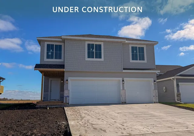 Single family home for sale at 322 Lionheart Dr, Horace, ND 58047 | MLS# 7166860