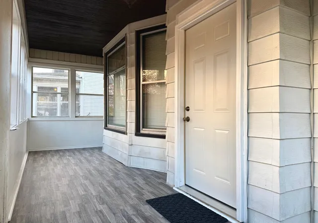 Photo 1 of House for sale at 1071 Edgerton St, Saint Paul, MN 55130 | MLS# 7166905 | Listing updated on 2026-10-30