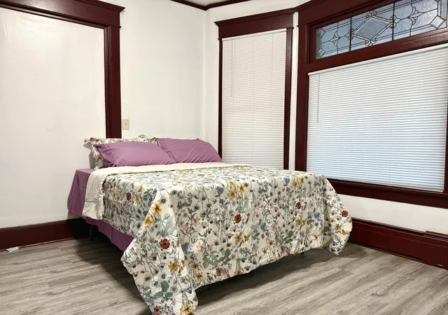 Photo 4 of House for sale at 1071 Edgerton St, Saint Paul, MN 55130 | MLS# 7166905 | Listing updated on 2026-10-30