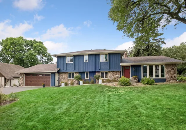 Photo 1 of Sale Pending at 1763 Lansford Ln, Saint Paul, MN 55118 | MLS# 7166936 | Listing updated on 2026-10-30