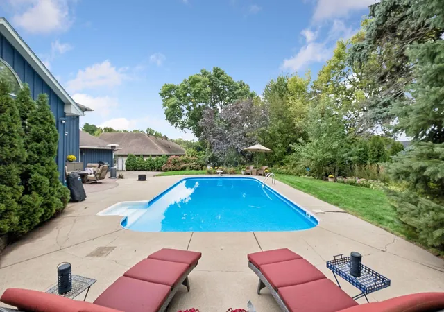 Photo 3 of Sale Pending at 1763 Lansford Ln, Saint Paul, MN 55118 | MLS# 7166936 | Listing updated on 2026-10-30
