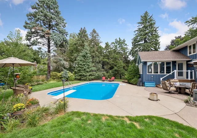 Photo 4 of Sale Pending at 1763 Lansford Ln, Saint Paul, MN 55118 | MLS# 7166936 | Listing updated on 2026-10-30