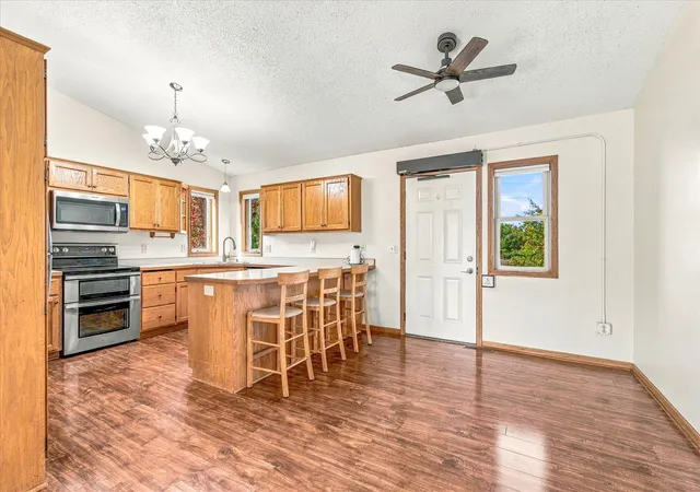 Photo 3 of Single family home for sale at 1576 Cedar Dr S, Cambridge, MN 55008 | MLS# 7166950 | Listing updated on 2026-10-29