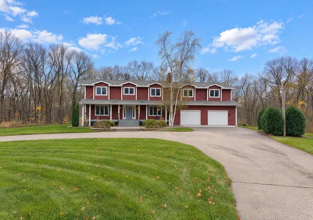 Single family home for sale at 1100 Lonsdale Blvd W, Northfield, MN 55057 | MLS# 7166961