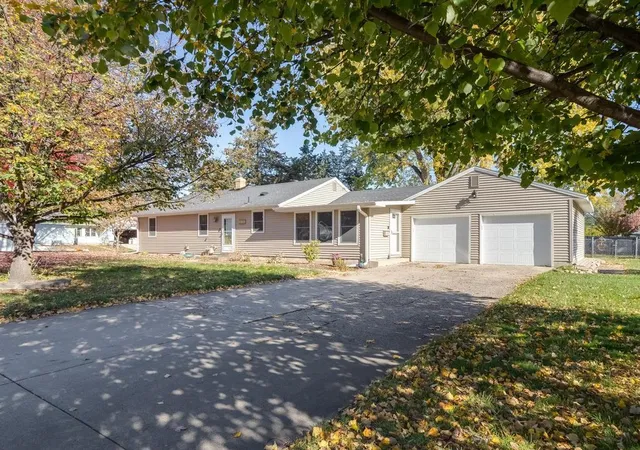 Single family home for sale at 9101 Russell Ave S, Minneapolis, MN 55431 | MLS# 7166984