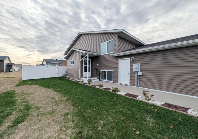 Photo 2 of Townhouse for sale at 2511 7 Court W, West Fargo, ND 58078 | MLS# 7166985 | Listing updated on 2026-10-30