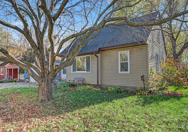 Photo 2 of Single family home for sale at 38 North Rd, Circle Pines, MN 55014 | MLS# 7167063 | Listing updated on 2026-10-30