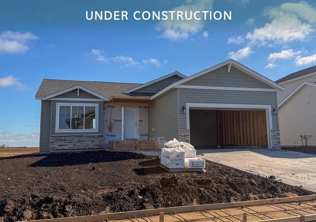 Single family home for sale at 218 Lionheart Dr, Horace, ND 58047 | MLS# 7167096