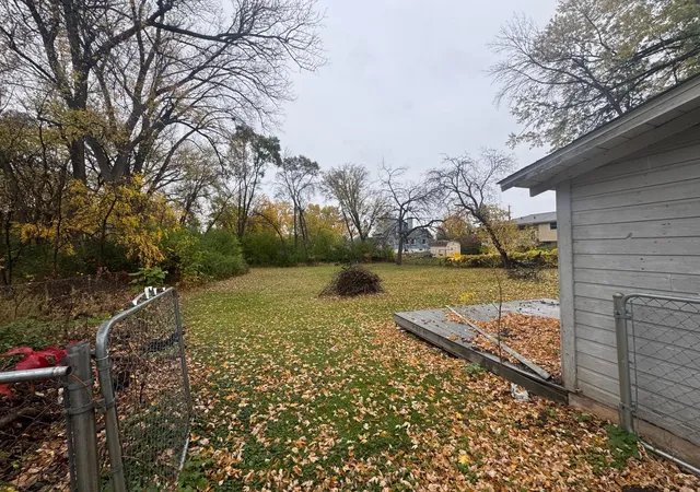 Photo 2 of Single family home for sale at 1353 County Rd E W, Saint Paul, MN 55112 | MLS# 7167100 | Listing updated on 2026-10-31