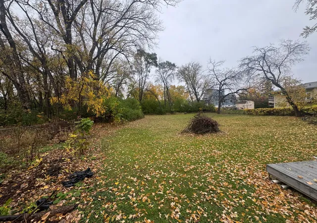 Photo 3 of Single family home for sale at 1353 County Rd E W, Saint Paul, MN 55112 | MLS# 7167100 | Listing updated on 2026-10-31