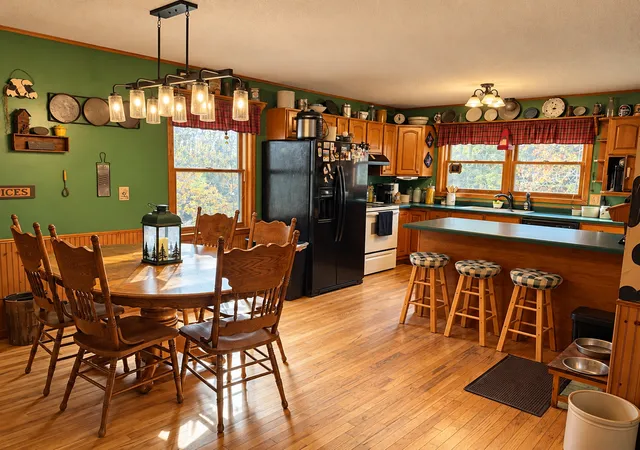Photo 3 of Single family home for sale at 26850 Miner Valley Rd, Winona, MN 55987 | MLS# 7167169 | Listing updated on 2026-10-31
