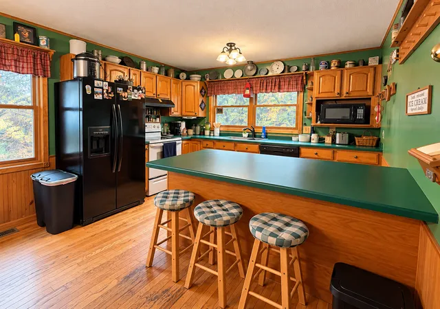 Photo 4 of Single family home for sale at 26850 Miner Valley Rd, Winona, MN 55987 | MLS# 7167169 | Listing updated on 2026-10-31