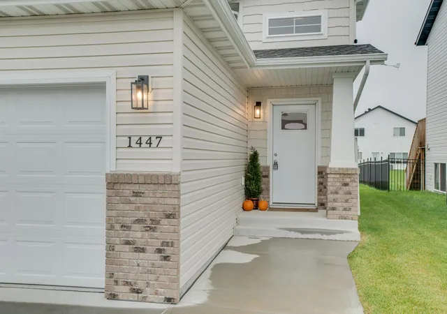Photo 2 of Townhouse for sale at 1447 69th Avenue S, Fargo, ND 58104 | MLS# 7167179 | Listing updated on 2026-10-31