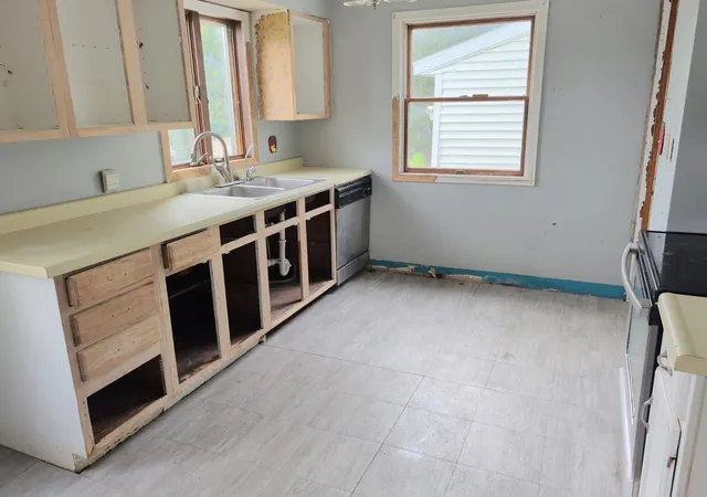 Photo 2 of Single family home for sale at 606 5th Street SE, Dodge Center, MN 55927 | MLS# 7167338 | Listing updated on 2026-10-30