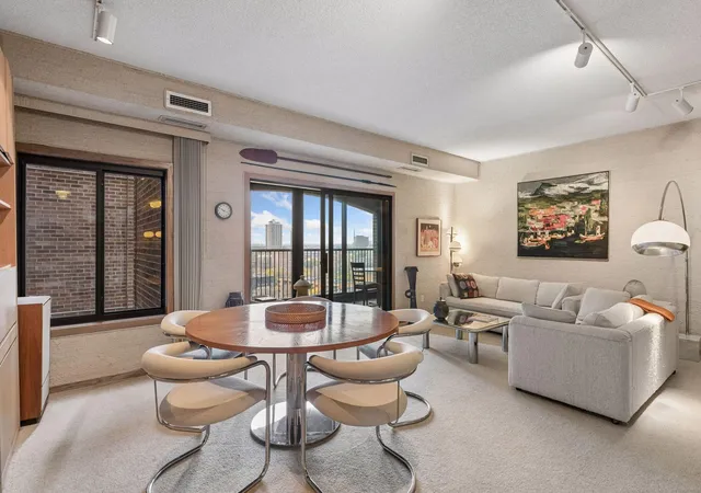 Condo for sale at 1235 Yale Pl #1201, Minneapolis, MN 55403 | MLS# 7167475