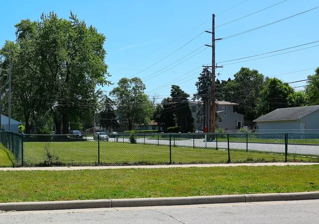 Photo 1 of Land for sale at 7449 White Oak Ave, Hammond, IN 46324 | MLS# 514054 | Listing updated on 2025-02-06