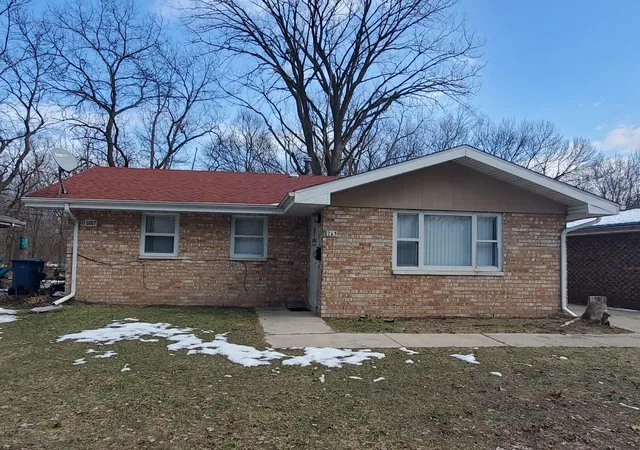 Photo 1 of Sale Pending at 263 Hamlin St, Gary, IN 46406 | MLS# 489062 | Listing updated on 2025-02-26