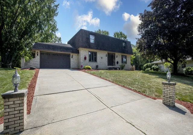 Photo 1 of Single family home for sale at 5188 W Laxita Dr, La Porte, IN 46350 | MLS# 807866 | Listing updated on 2026-08-03