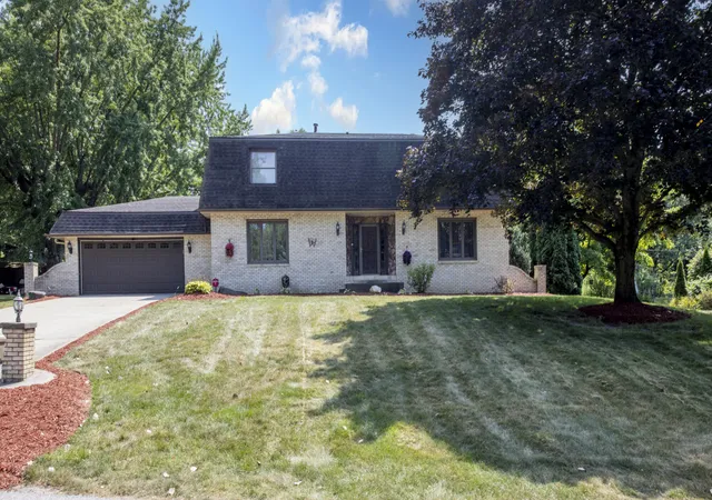 Photo 4 of Single family home for sale at 5188 W Laxita Dr, La Porte, IN 46350 | MLS# 807866 | Listing updated on 2026-08-03