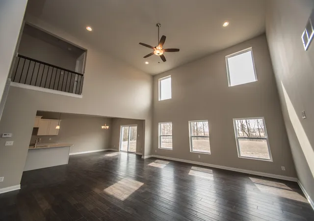 3rd image of 1752 Forest Ridge Dr, Valparaiso, IN 46385 | MLS# 809968