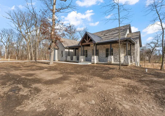 5th image of 16669 Noble St, Lowell, IN 46356 | MLS# 815269