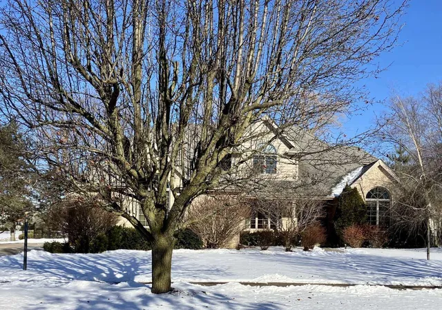 1st image of 1837 Cherrywood Ln, Munster, IN 46321 | MLS# 815209