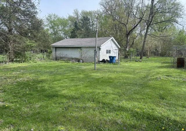 Homes for sale in Lowell, IN | 15517 Roberts St, Lowell, IN 46356 | MLS# 824010
