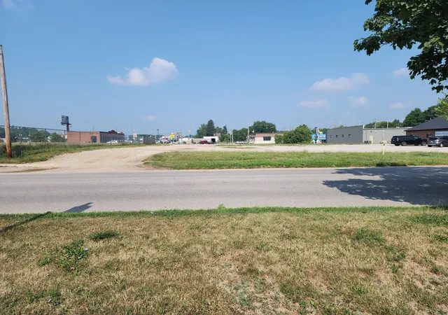 Photo 3 of Land for sale at 607 J St, La Porte, IN 46350 | MLS# 824206 | Listing updated on 2025-12-07