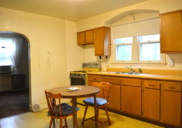 4th image of 10010 Kennedy Ave, Highland, IN 46322 | MLS# 824331