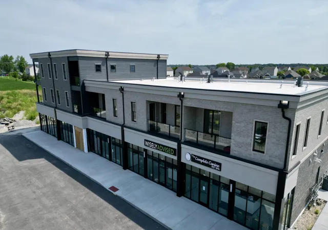 3rd image of 10261 Calumet Ave #205, Dyer, IN 46311 | MLS# 836488