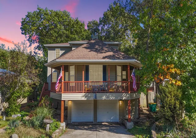 2nd image of 739 N Montgomery St N, Gary, IN 46403 | MLS# 829538