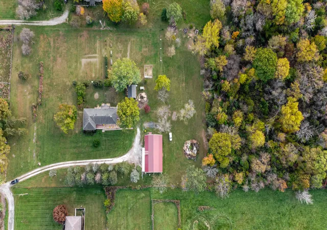 3rd image of 660 N 700 W, Hobart, IN 46342 | MLS# 832161