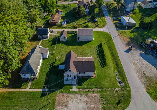 Photo 2 of Single family home for sale at 205 E Grove St, Wheatfield, IN 46392 | MLS# 844780 | Listing updated on 2026-09-04