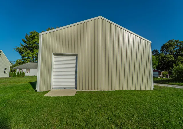 Photo 3 of Single family home for sale at 205 E Grove St, Wheatfield, IN 46392 | MLS# 844780 | Listing updated on 2026-09-04