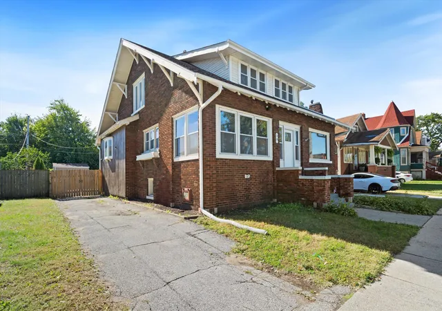 Photo 2 of Single family home for sale at 38 Condit St, Hammond, IN 46320 | MLS# 829662 | Listing updated on 2026-10-04
