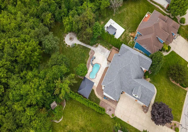 5th image of 10730 Erie Dr, Crown Point, IN 46307 | MLS# 843320