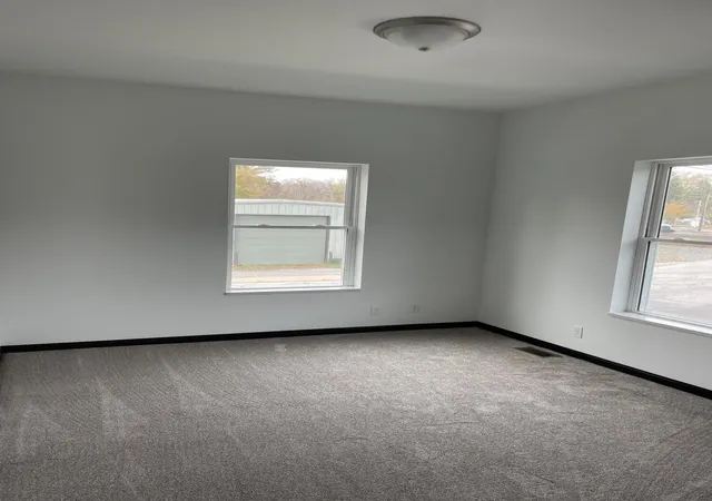 4th image of 150-152 N 16Th St, Chesterton, IN 46304 | MLS# 831008