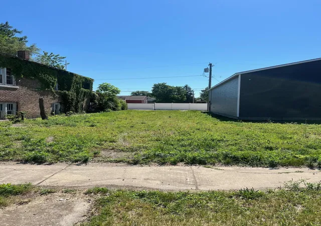1st image of 1141 Fillmore St, Gary, IN 46407 | MLS# 831403