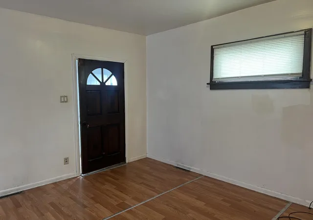 4th image of 5941 Birch Ave, Hammond, IN 46320 | MLS# 831518