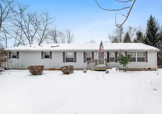 Homes for sale in Westville, IN | 574 E 1100 N, Westville, IN 46391 | MLS# 831912