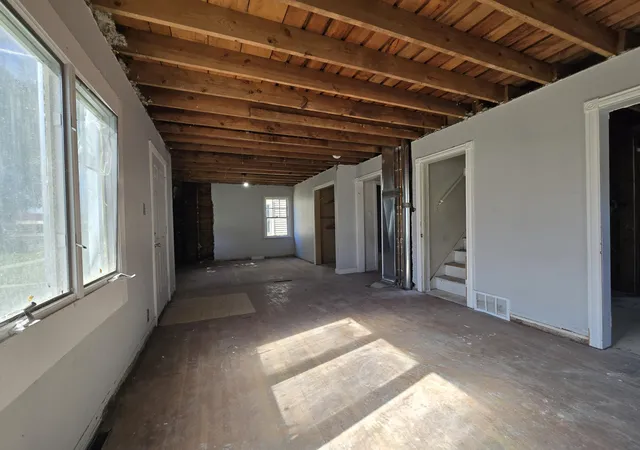 Photo 1 of Single family home for sale at 2947 165th Street, Hammond, IN 46323 | MLS# 846546 | Listing updated on 2026-10-08